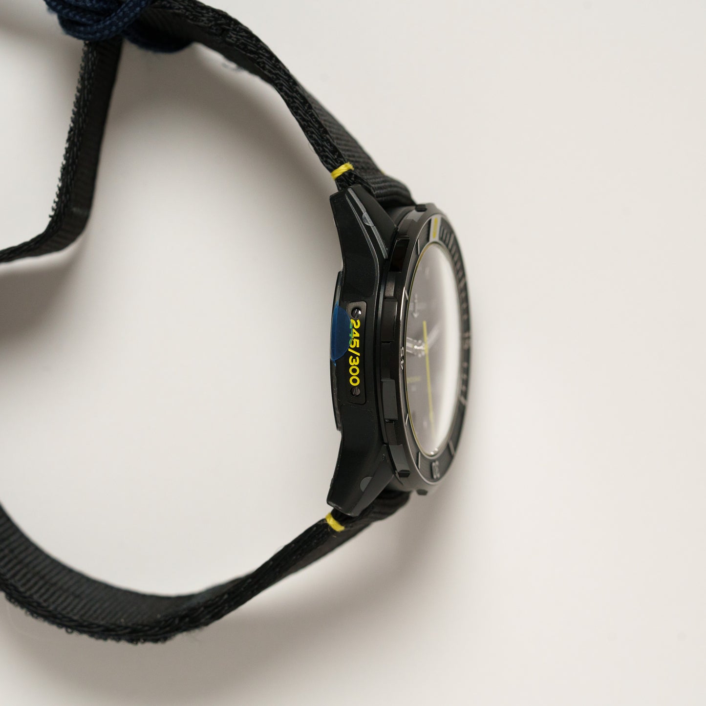 Ulysse Nardin Diver Lemon Shark 42mm 8163-175LE/92-LEMON