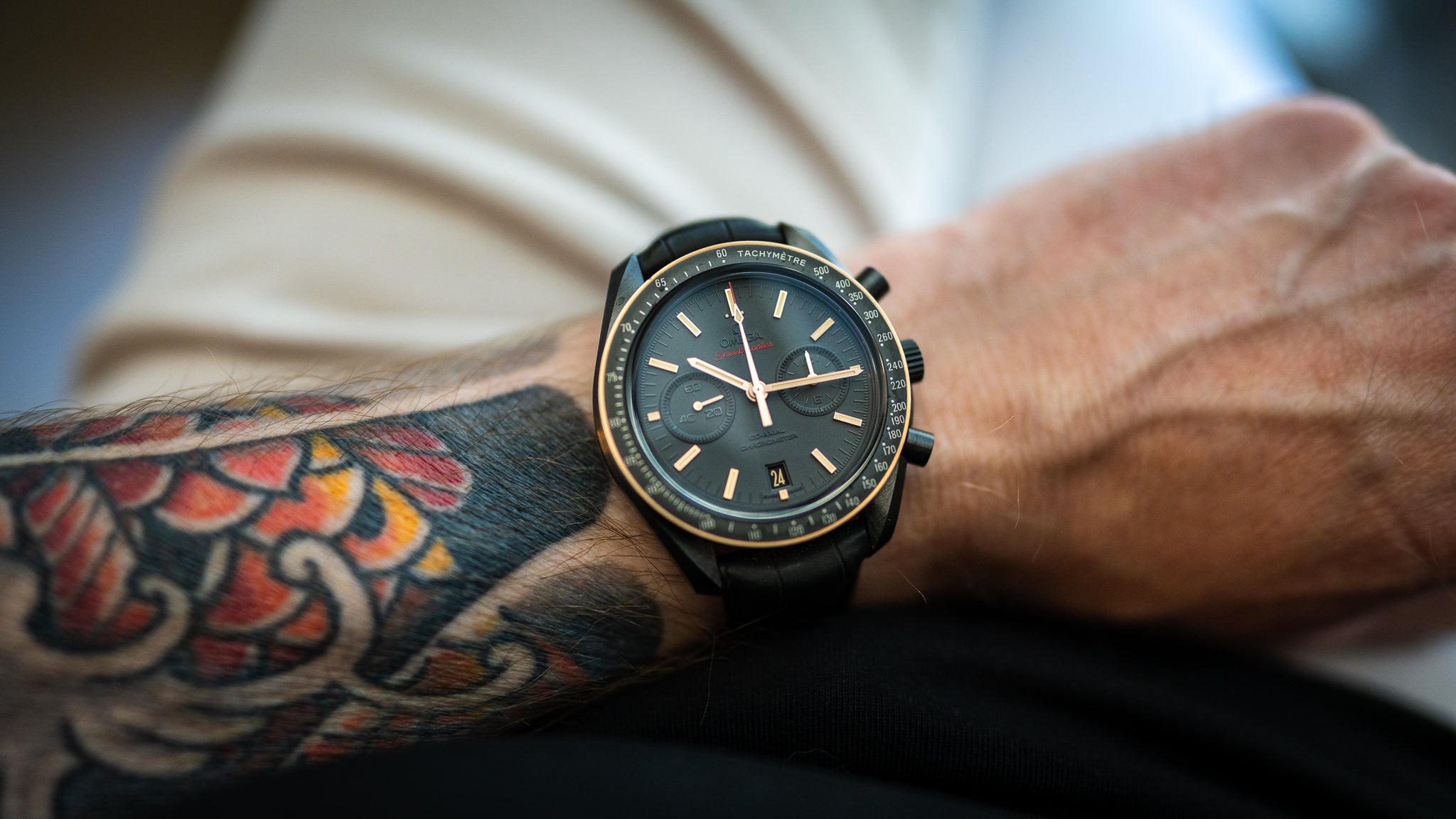 Omega speedmaster dark side of the moon sedna online black