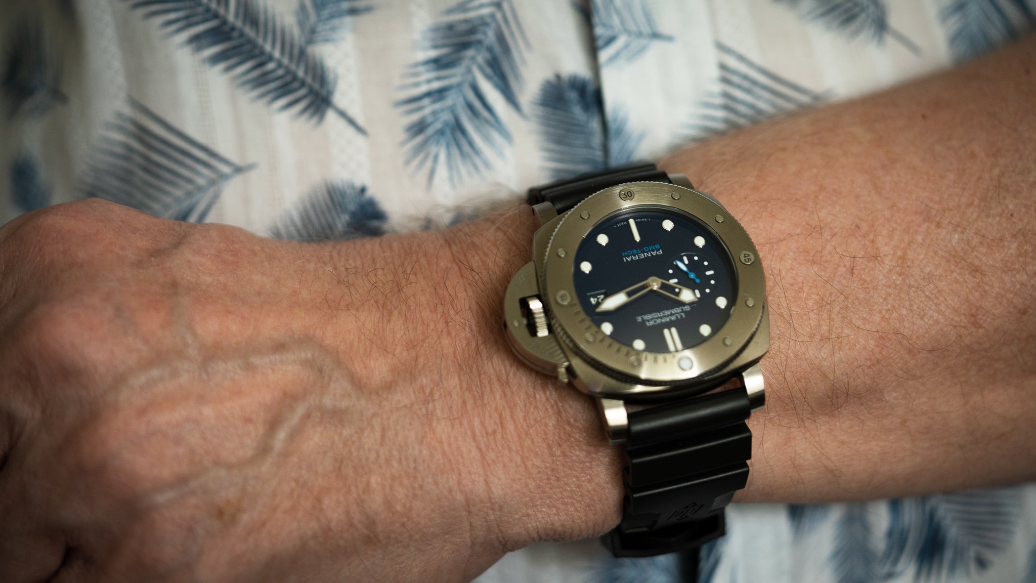 Panerai submersible best sale on wrist