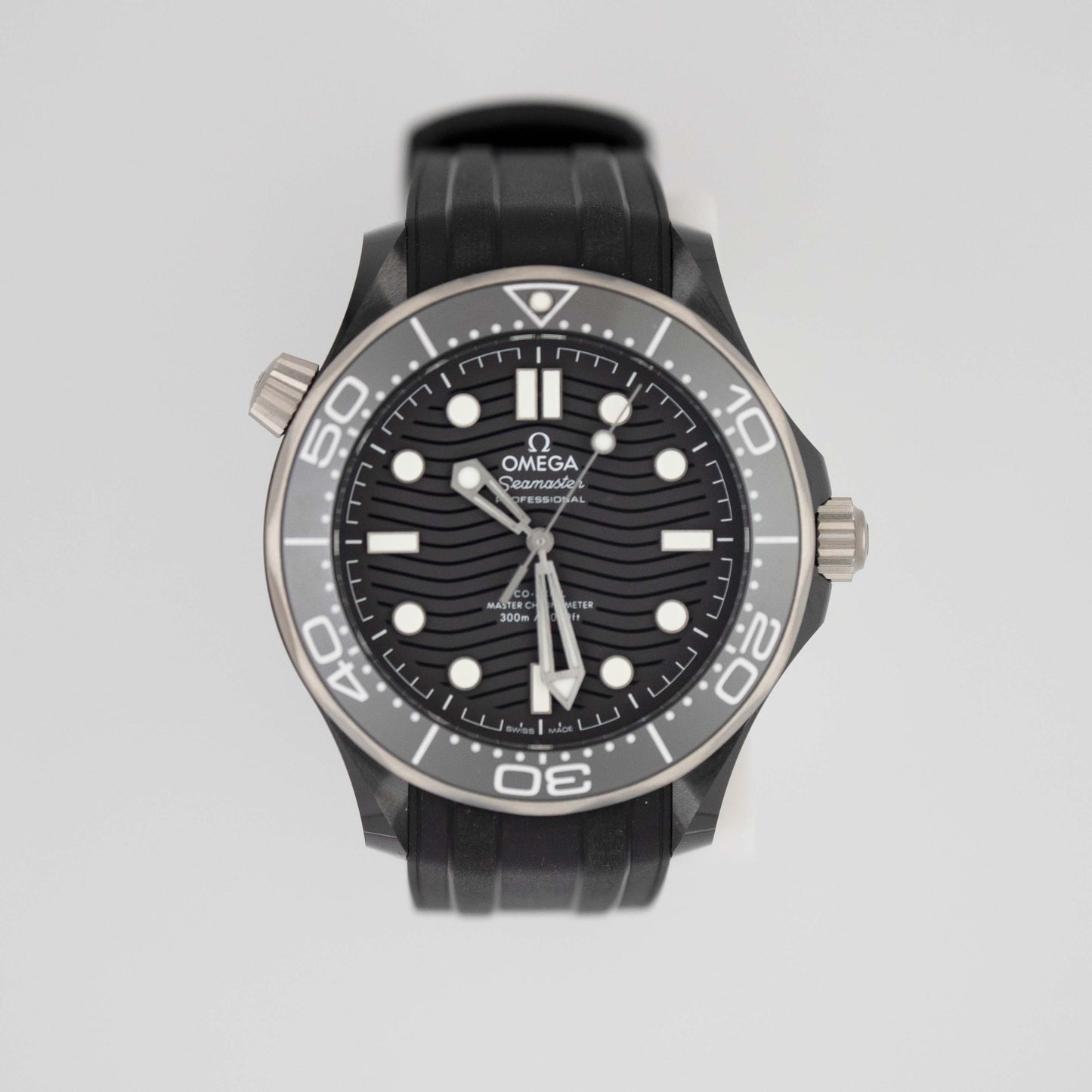 Dial of Omega Seamaster Diver 300m Ceramic